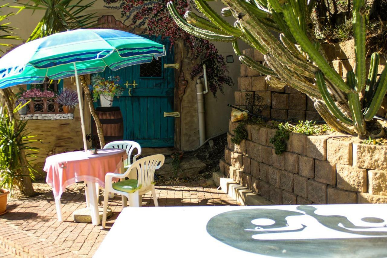John-Lou'S One-Bedroom Apartment Windhoek Kültér fotó